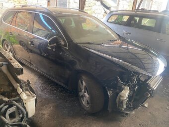 VW Golf6 combi barva LC9X - 2