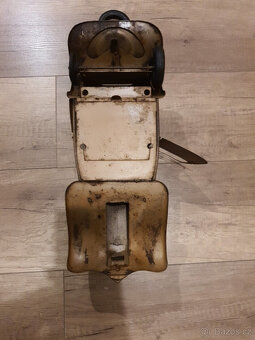 Mechanická hračka 110 André Citroën Traction 40 cm, francouz - 2