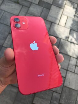 iPhone 12 64Gb v hezkém stavu, červený....RED - 2