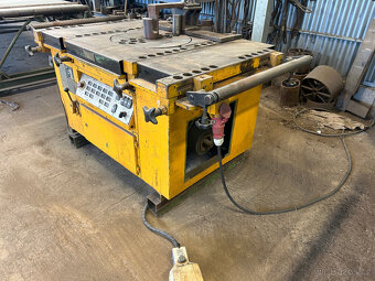 Automatická ohýbačka třmenů Mubea Muhr Bender B 062 P200 - 2