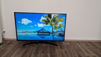 Prodám LG 50" UHD + držák - 2