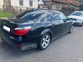 BMW E60 530d černé - 2