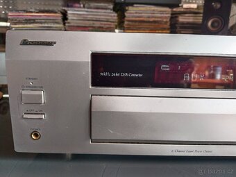 Pioneer VSX-D811S Vícekanálový audio-video přijímač (2002-03 - 2