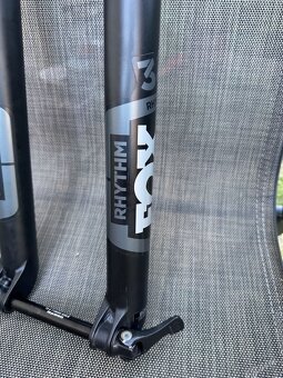 FOX Rhythm 34 zdvih 120, pro 29" i 27,5" kola - 2