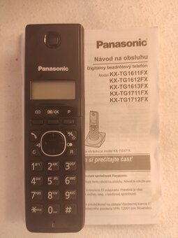Bezdrátový telefon Panasonic KX-TG1711FX - 2