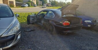 BMW e46 coupe 325ci - 2