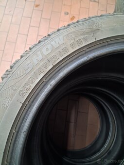 Prodám 4x zimní Sebring Snow 235/45/18 98V - 2