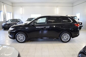 Mitsubishi Outlander 2.4 PHEV Plug-in hyb MAX.VÝBAVA 4x4-DPH - 2