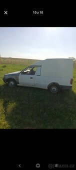 Felicia pick up 1.3mpi+ druhý motor - 2