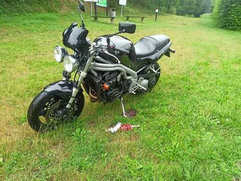 Triumph speed triple 955 - 2