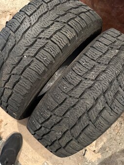 2 ks zimni 215/65/17/C dodavka - 2