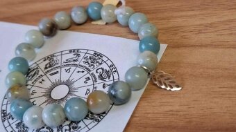 NÁRAMEK Z MINERÁLU - AMAZONIT. V dárkovém balení. - 2