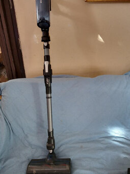 Tyčový vysavač Rowenta Flexi, aku, ohebná trubice - 2