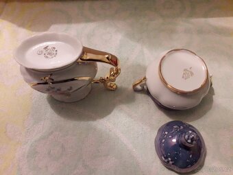 Prodám různé porcelánové a skleněné cukřenky, dózy, hrnky. - 2