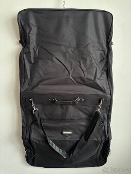 Cestovní obal na oděvy - 2