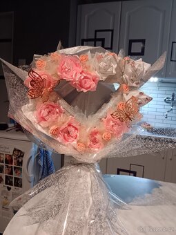 Srdce s růžemi 🌹 - 2