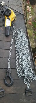 Řetězový zvedák YALE 800 Kg - 8,5m - 2