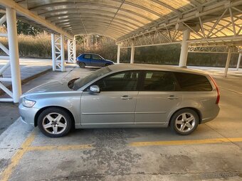 Volvo v50 - 2