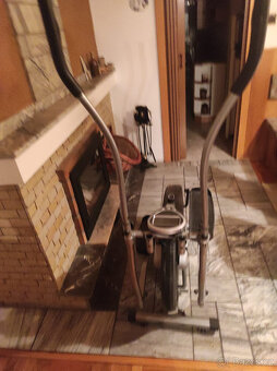 Orbitrek cvicebni stroj - 2