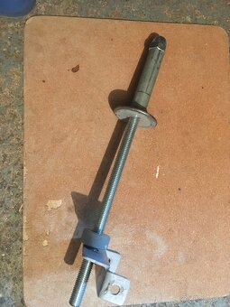 Doraz ke štípačce dřeva - 2