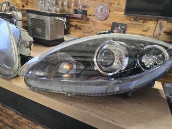 Xenony Seat Leon 1P - 2