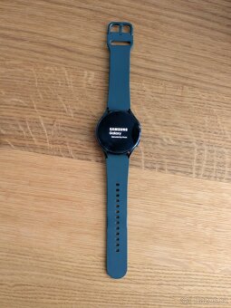 Samsung Galaxy Watch4 44 mm - 2
