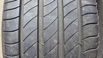 Letní pneu 235/50/19 Michelin - 2