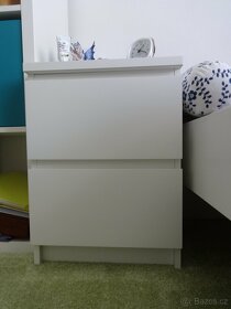 Noční stolek Ikea Malm bílá - 2