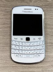 BlackBerry® Bold 9900 White (QWERTZ) - 2
