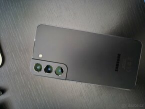 Samsung s22 - 2