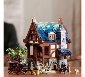 LEGO 21325 Středověká Kovárna (Medieval Blacksmith) - 2