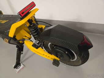 Prodám elektrokoloběžku Vsett 10+ - LG 25,6 Ah - 492 km - 2