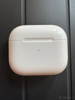 Apple AirPods 3.generace s MagSafe nabíjecím pouzdrem - 2