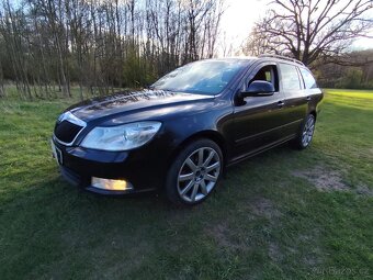 ŠKODA OCTAVIA COMBI 1.6TDi 77KW KLIMATIZACE TEMPOMAT - 2