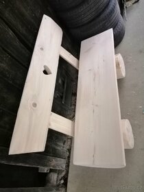 Masivní lavička 120 cm se srdíčkem - 2
