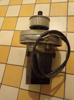 Motor. - 2