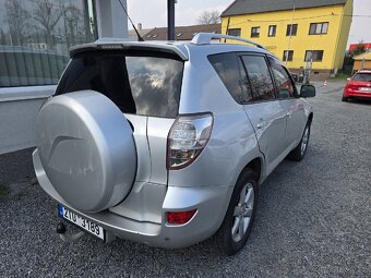 Toyota RAV4 2.2D4D Tz 4WD - 2