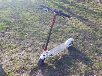 Elektrokoloběžka MS Energy e10 Scooter - nafukovací kola - 2