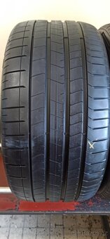 Pirelli 295/40 R19 108Y 5,5mm - 2