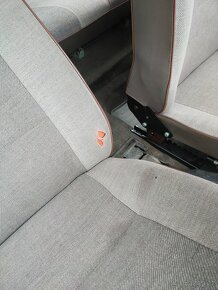 Sedačky škoda favorit - 2