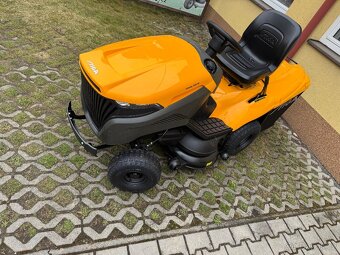 Zahradní traktor STIGA Estate 7102 - 2