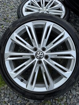ALU r19 R-Line Passat b8 originál VW vč. pneumatik - 2