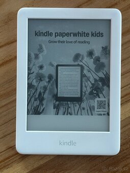 Čtečka knih Amazon Kindle 10. gen 8GB bílá - 2