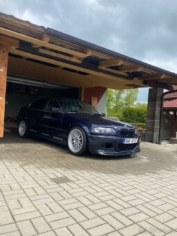 BMW E46 330i - 2