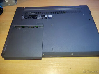 Lenovo V330-14IKB - 2