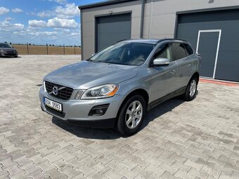 Volvo XC60 2.4D 136kw, 4x4, automat, xenony, servisované - 2