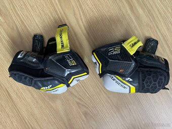 Prodám hokejové loketní chrániče Bauer Supreme - 2