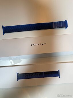Originální modrý řemínek Nike na Apple Watch 44/45/49mm - 2