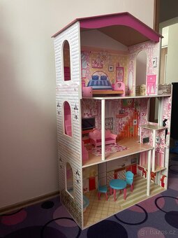 Domeček pro panenky - 2