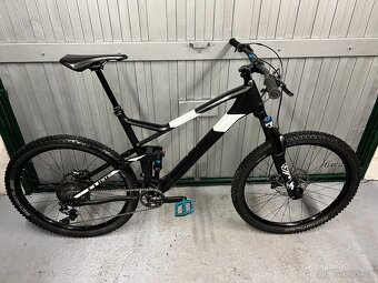 Trailové karbonové kolo Cube Stereo 140 HPC SL 27.5 - 2